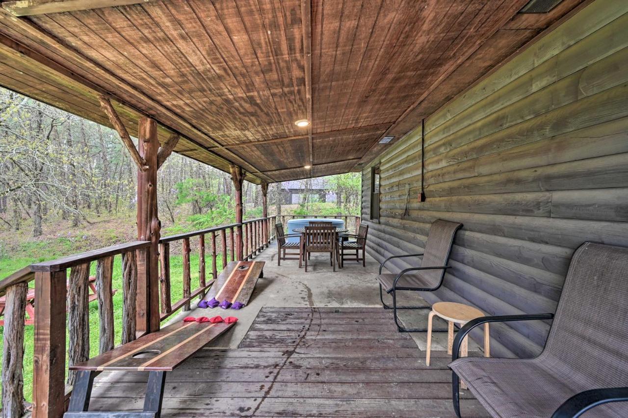 Rustic Cabin With Hot Tub Near Broken Bow Lake! Exterior photo